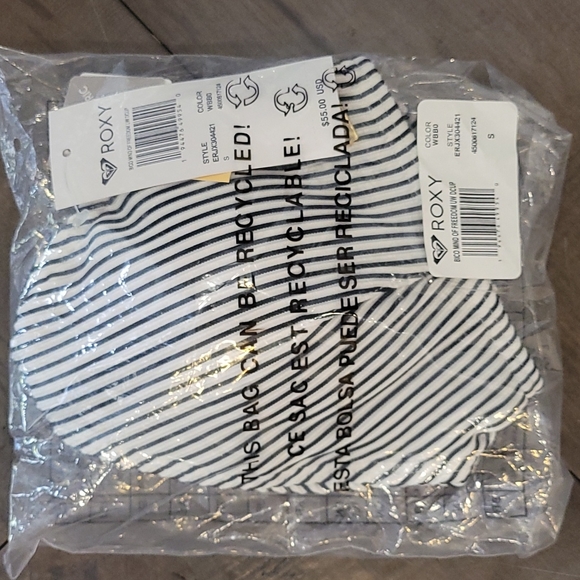 NWT ROXY Stripe Dcup Underwire Bikini Top Black White Small - Picture 3 of 4